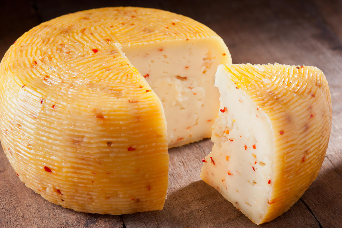 formaggio pecorino piccante