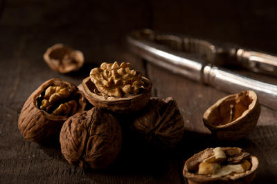 noci con schiaccianoci